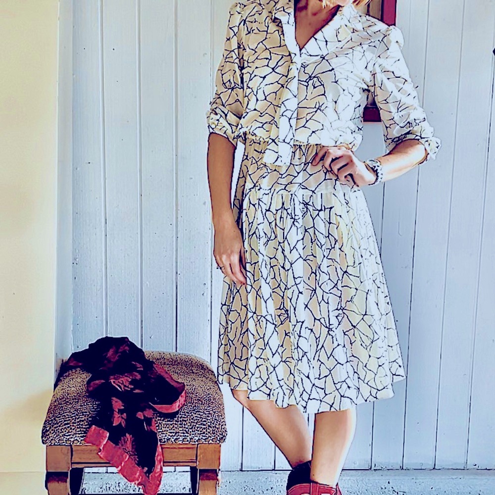 Vintage S.L. Petites 3/4 sleeve pleated cottagecore ascot midi swing-dress, 6P